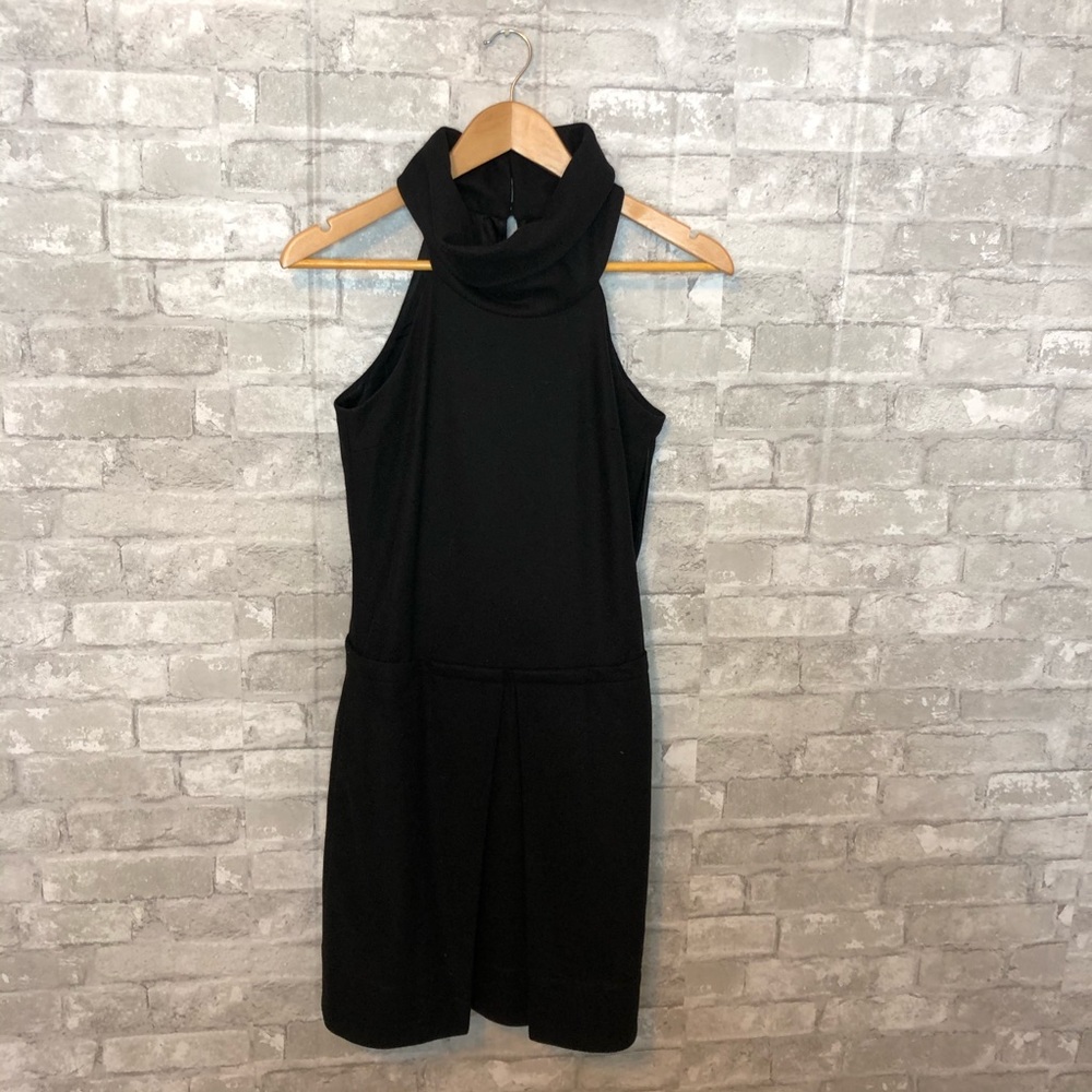 Size 0 Black club Monaco Dress
